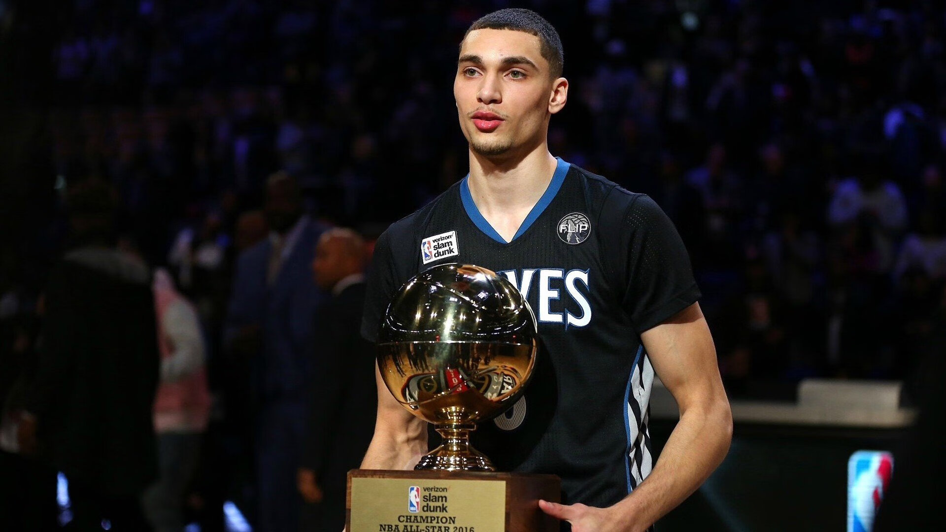 伊拉克险胜新西兰,凯恩成为关键先生,一粒进球背后的国家重量